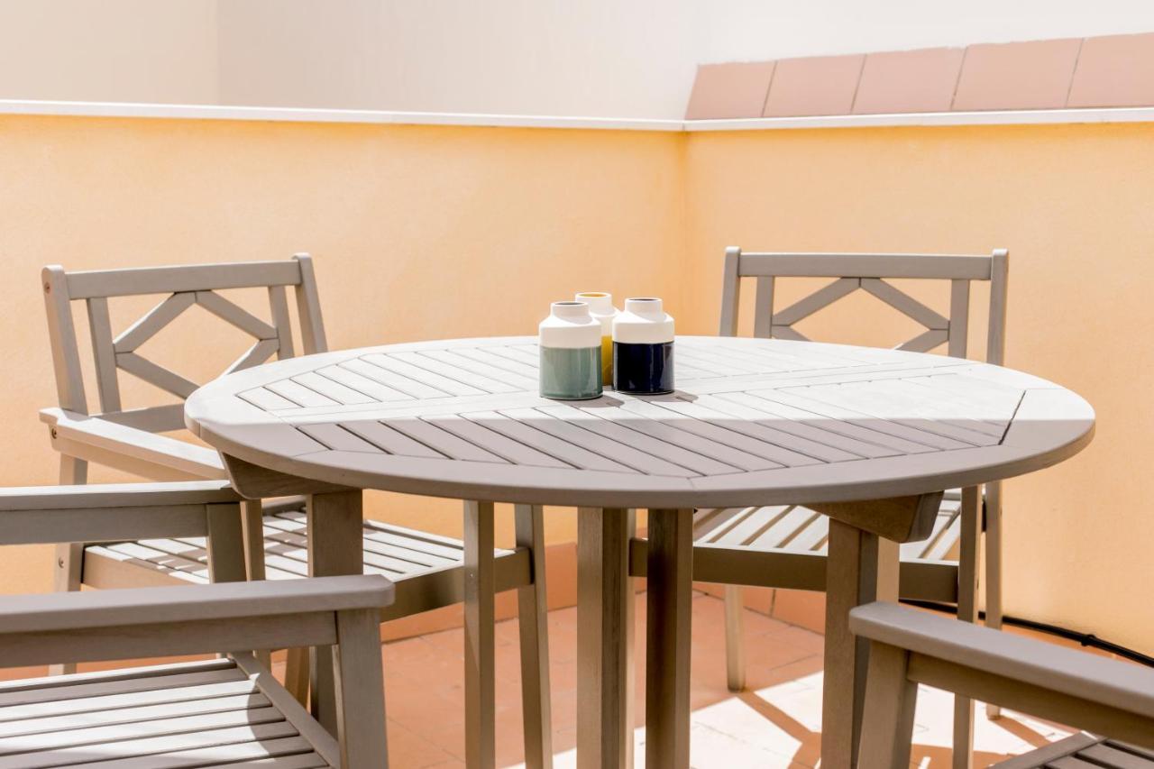 Pasaje Zamora Apartamentos Σεβίλλη Εξωτερικό φωτογραφία